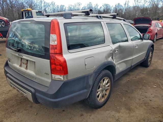 Volvo XC70 Image 2