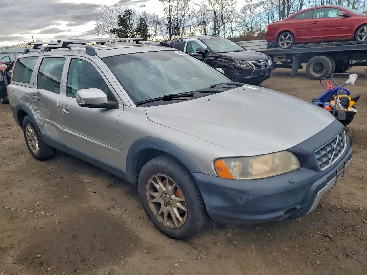 Volvo XC70 Image 8