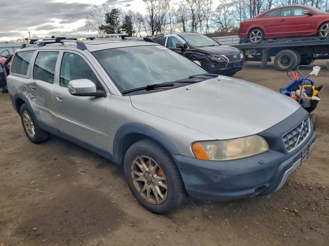 Volvo XC70 Image 8