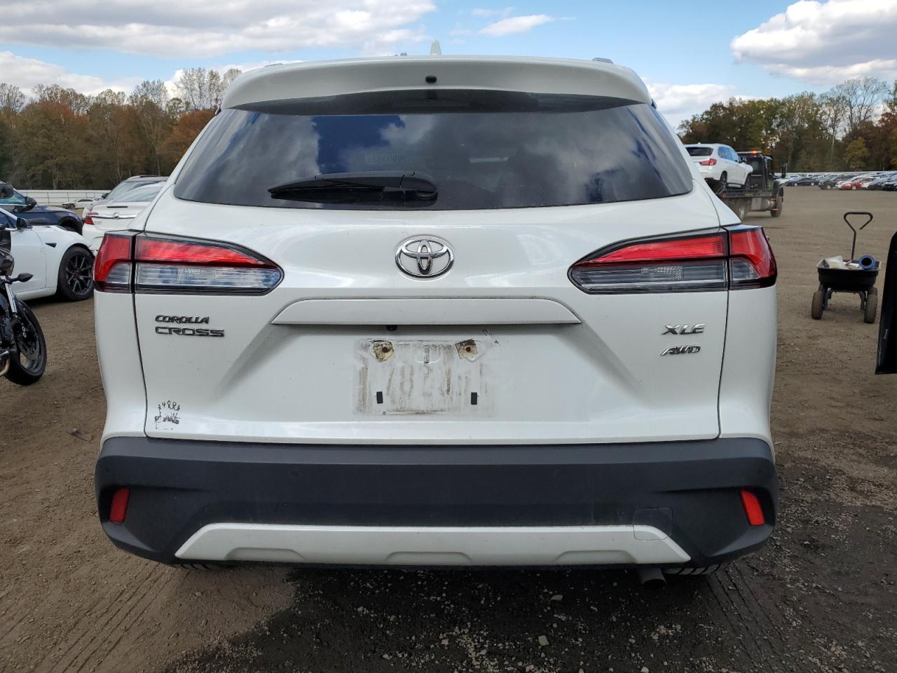 Toyota Corolla Xle Image 13