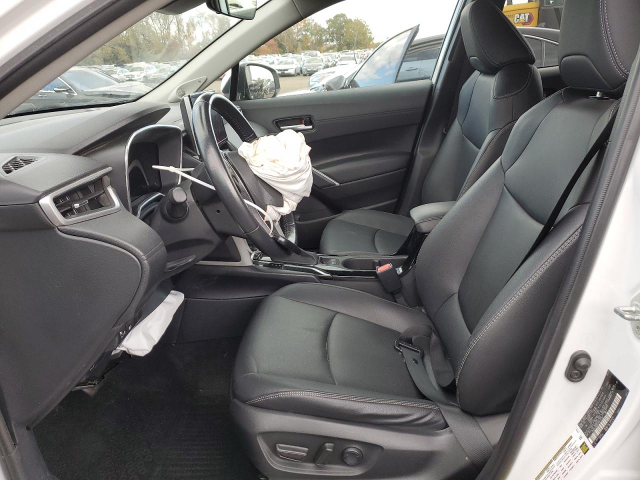 Toyota Corolla Xle Image 12