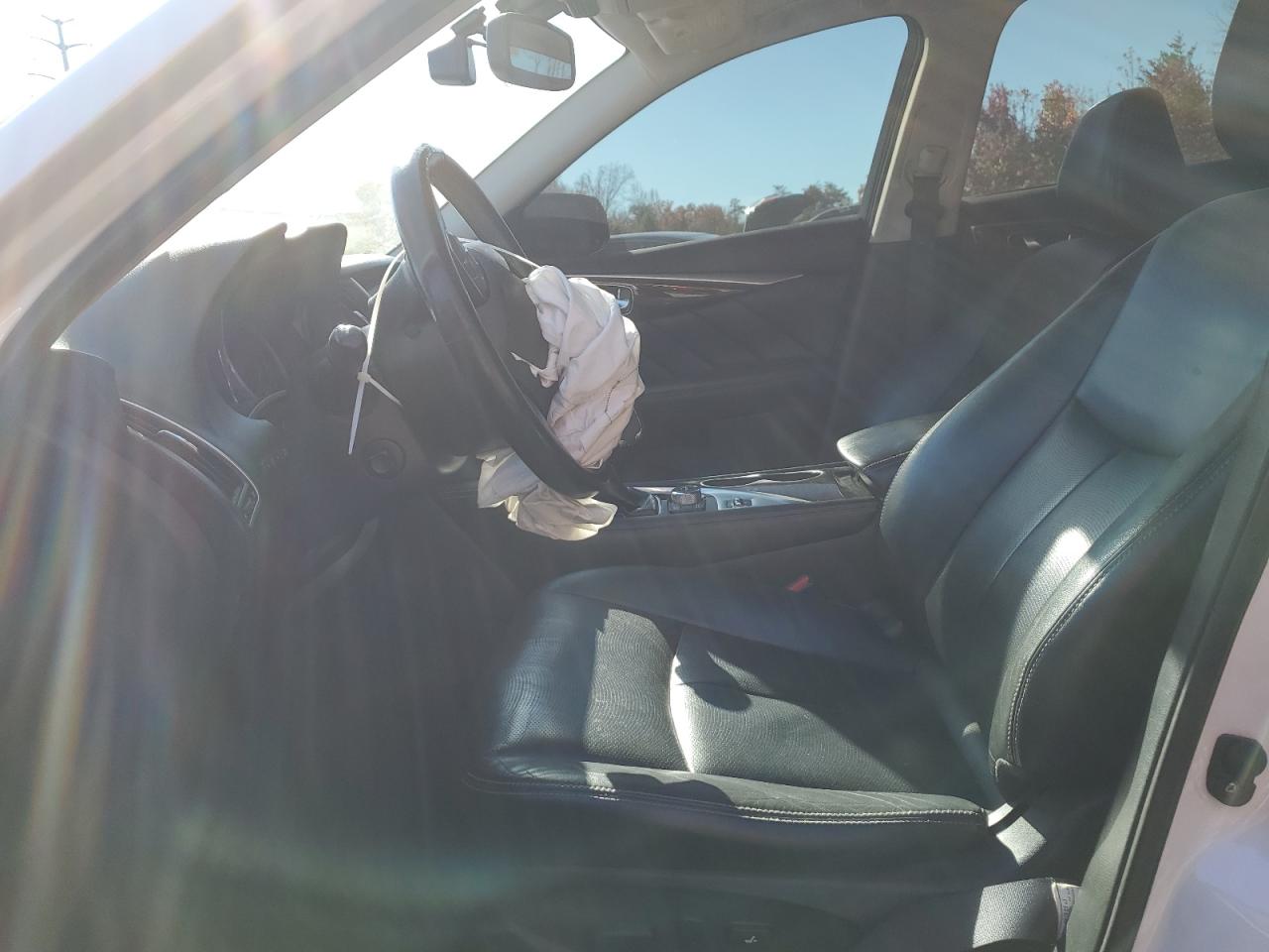 INFINITI Q50 Base Image 11