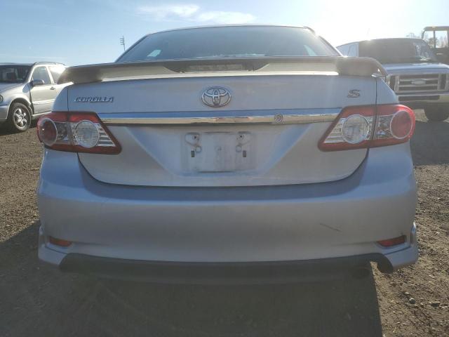 Toyota Corolla Base Image 9