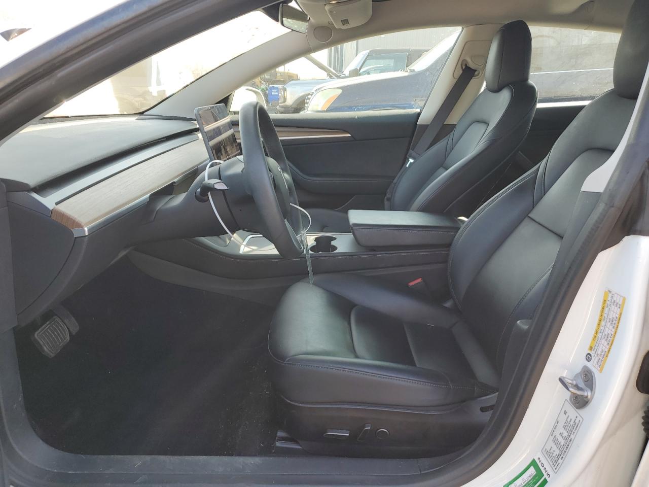 Tesla Model 3 Image 6
