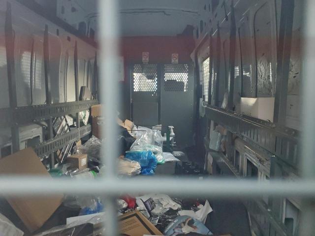 Ford Transit T-350 Image 8