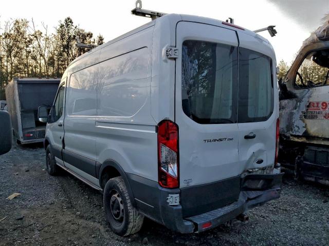 Ford Transit T-250 Image 3