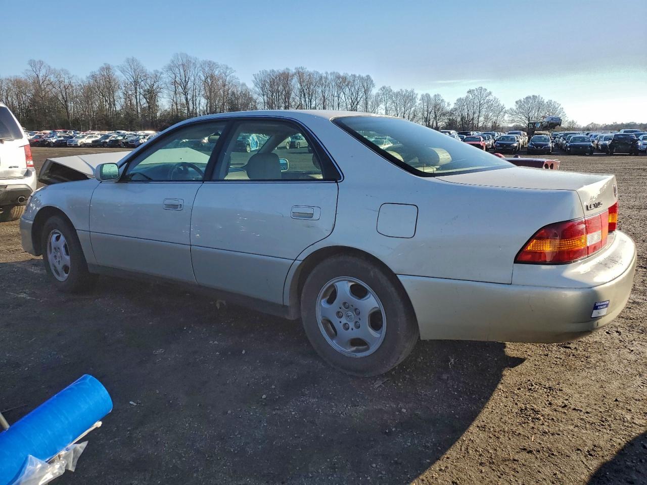 Lexus Es 300 Image 2