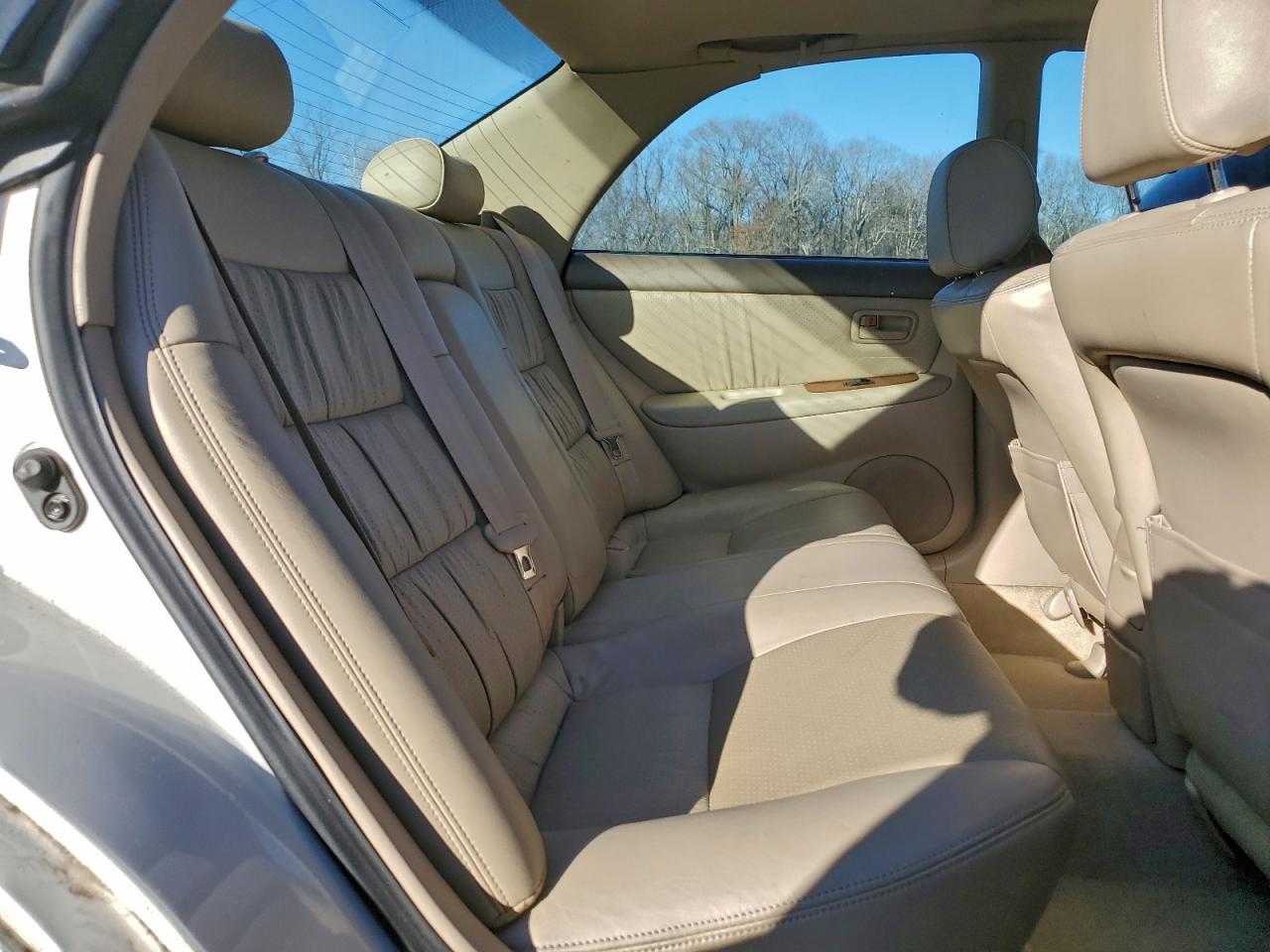 Lexus Es 300 Image 8