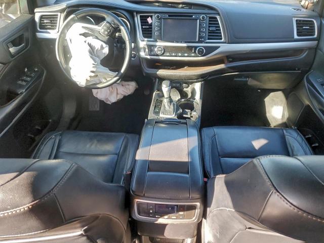 Toyota Highlander Se Image 12