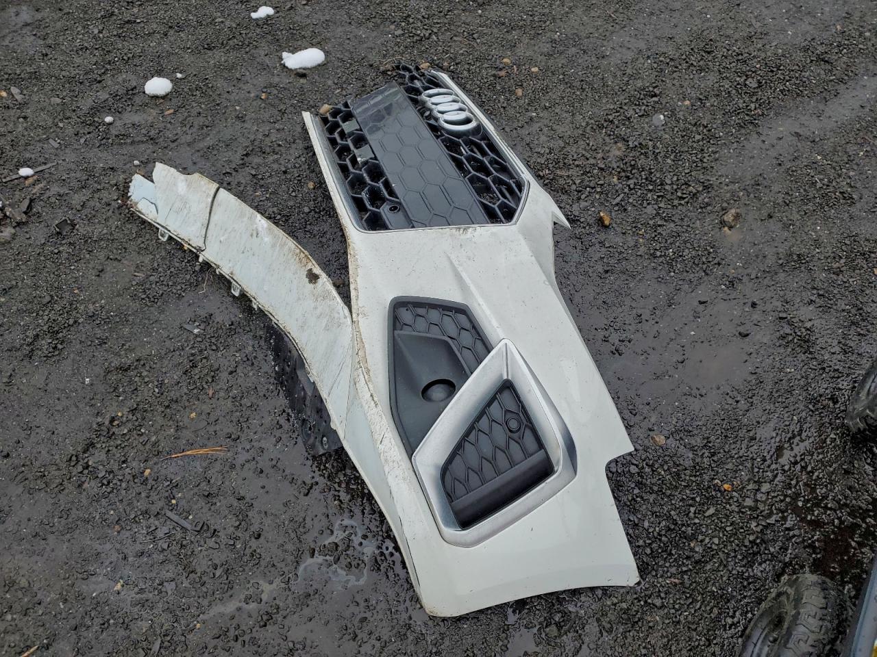 Audi A4 Premium Plus 45 Image 9