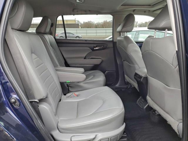 Toyota Highlander Xle Image 9