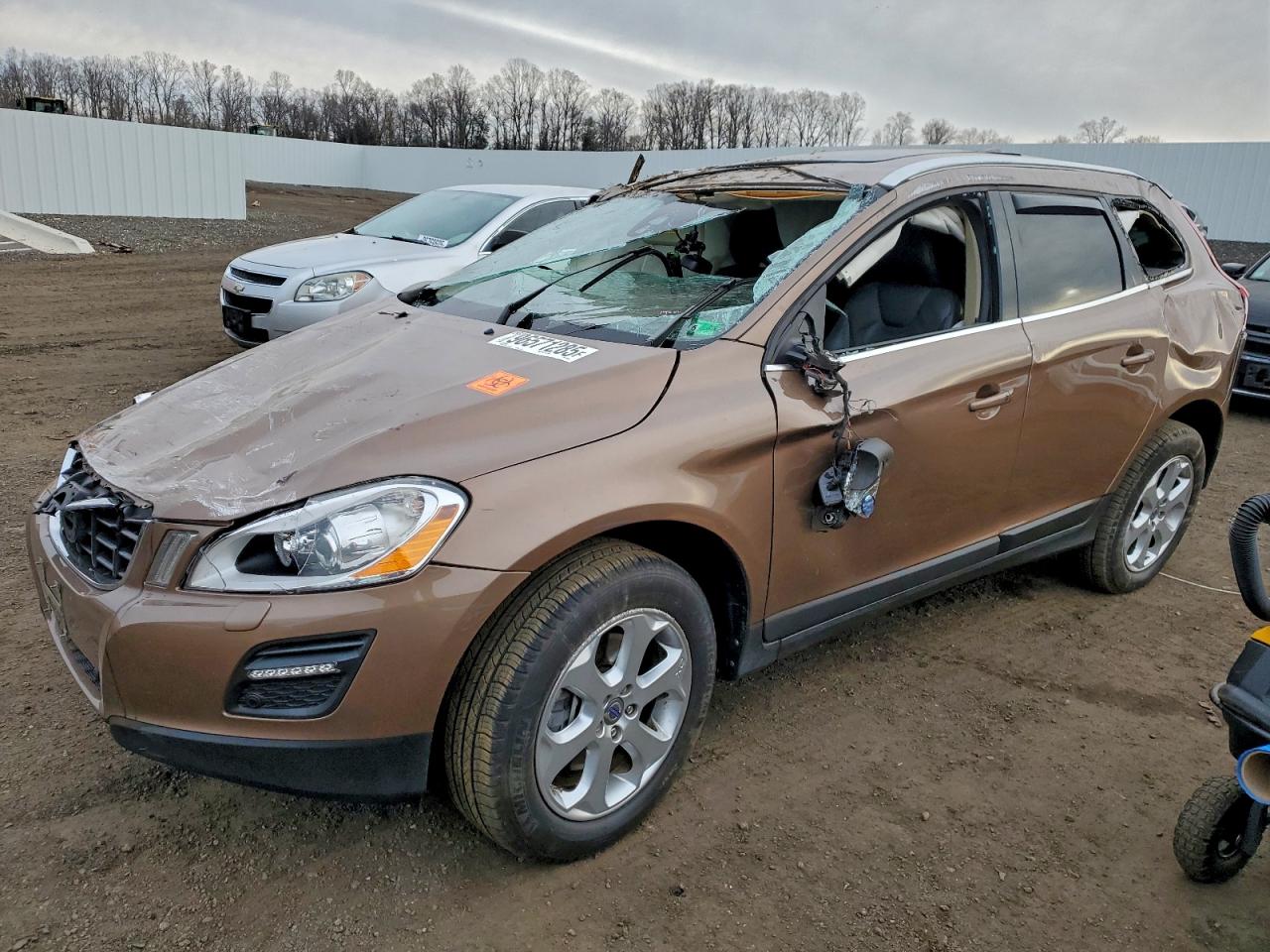 Volvo XC60 3.2 Image 1