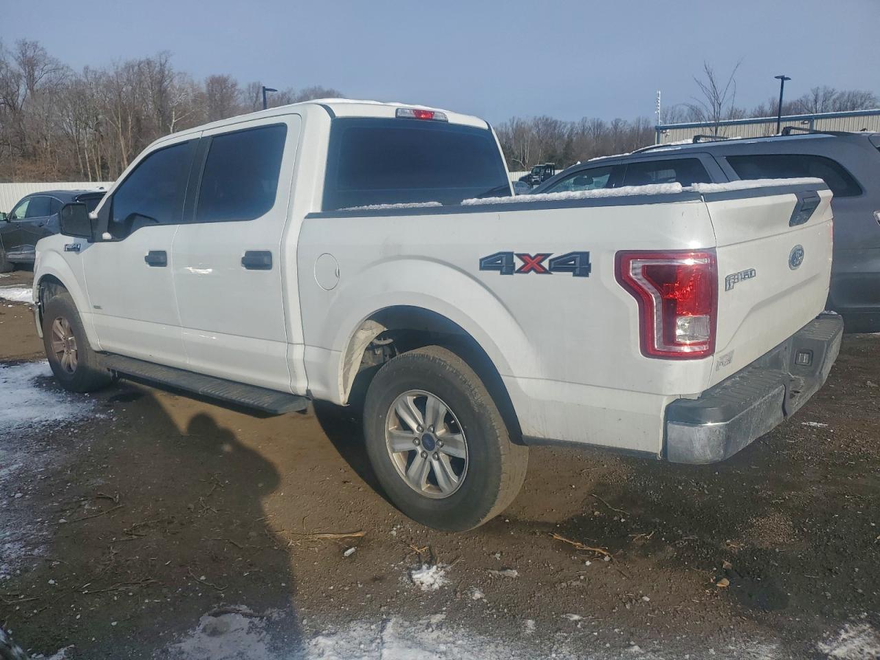 Ford F-150 Supercrew Image 2