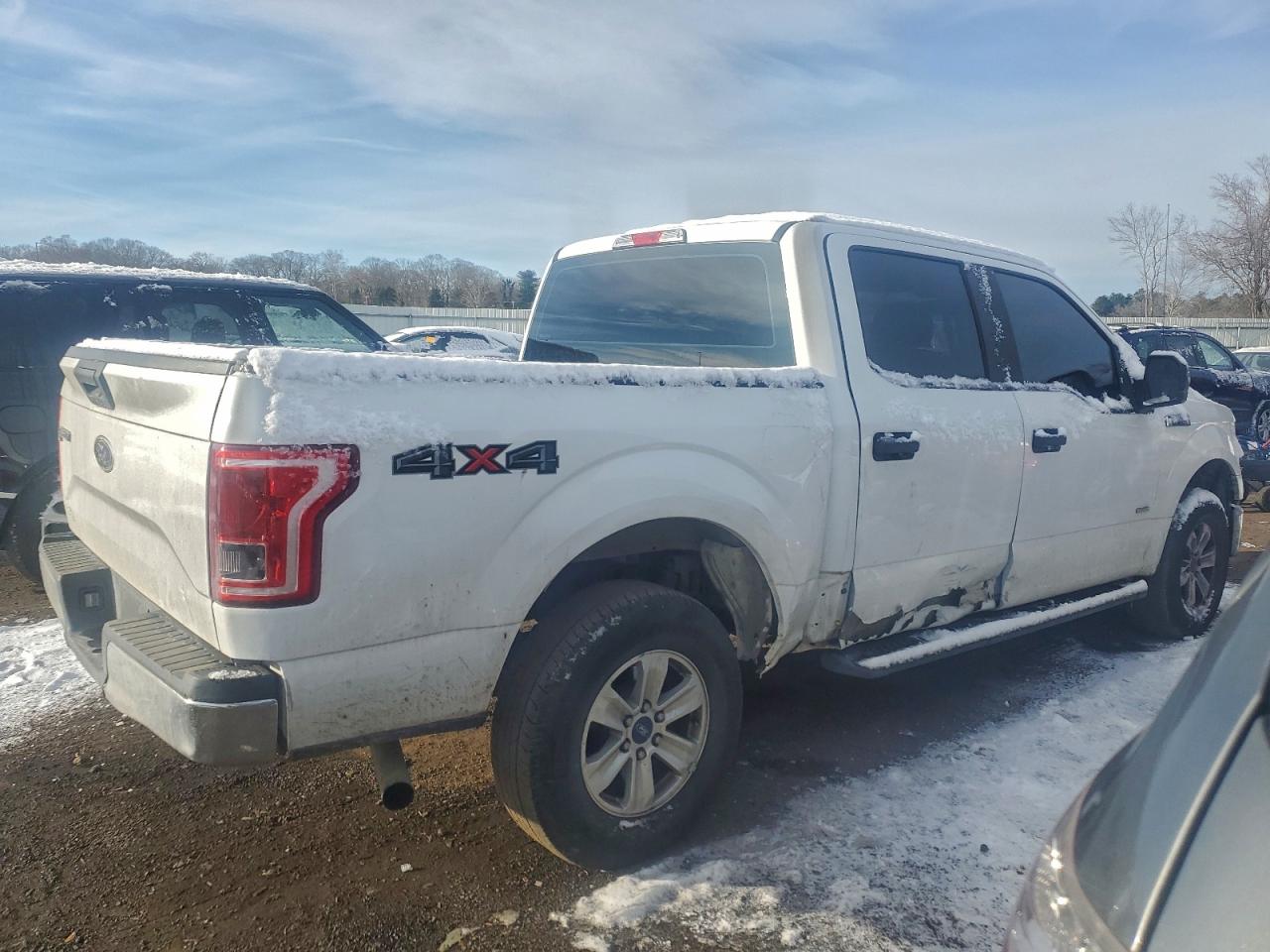 Ford F-150 Supercrew Image 3