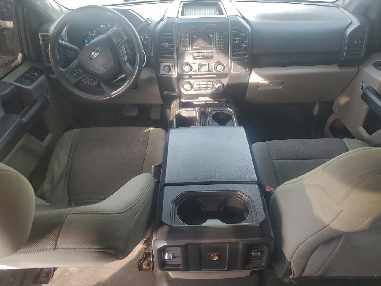 Ford F-150 Supercrew Image 9