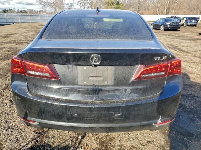 Acura TLX Image 11