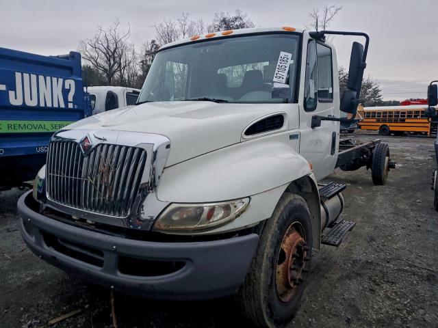 International 4300 4300 Image 4