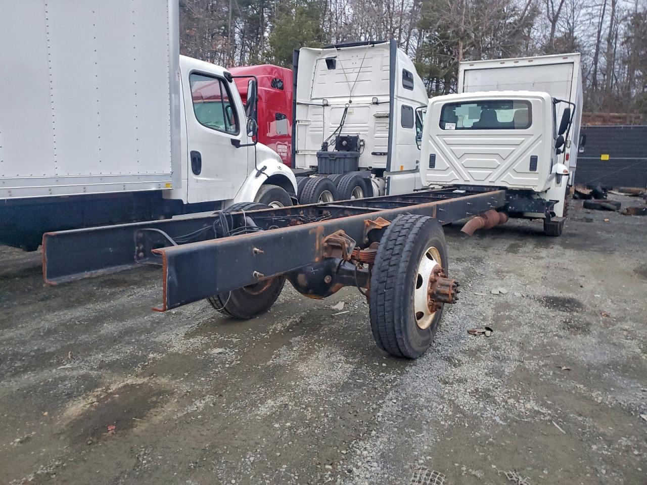 International 4300 4300 Image 9