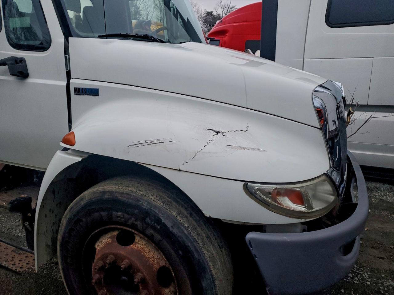 International 4300 4300 Image 6