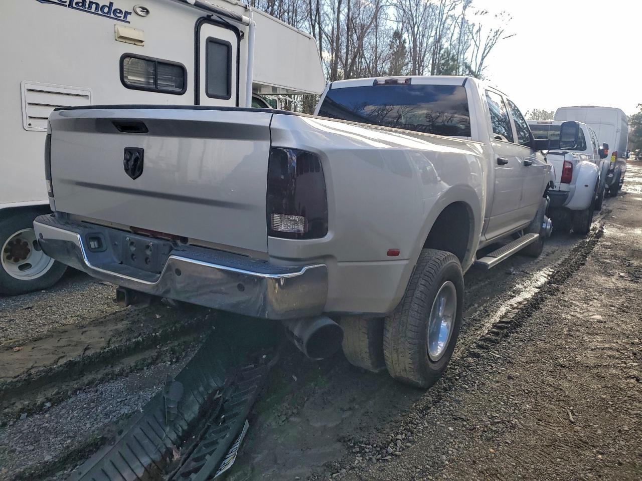 Ram 3500 St Image 6