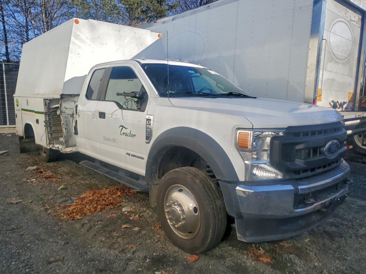 Ford F-550 Super Duty Image 8