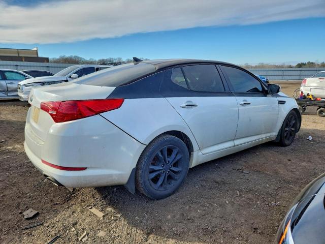 Kia Optima Ex Image 12