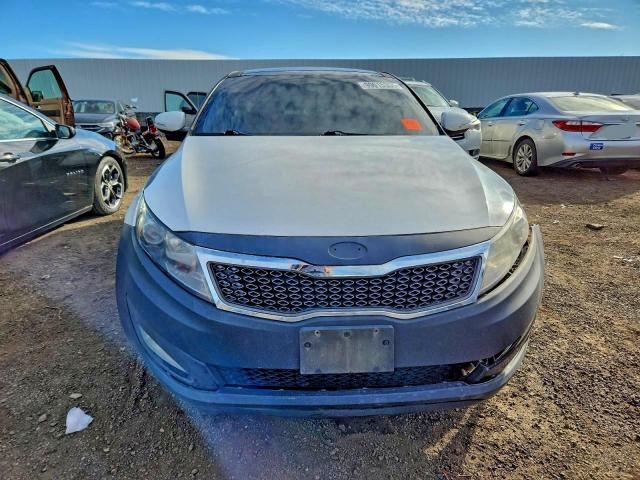 Kia Optima Ex Image 8