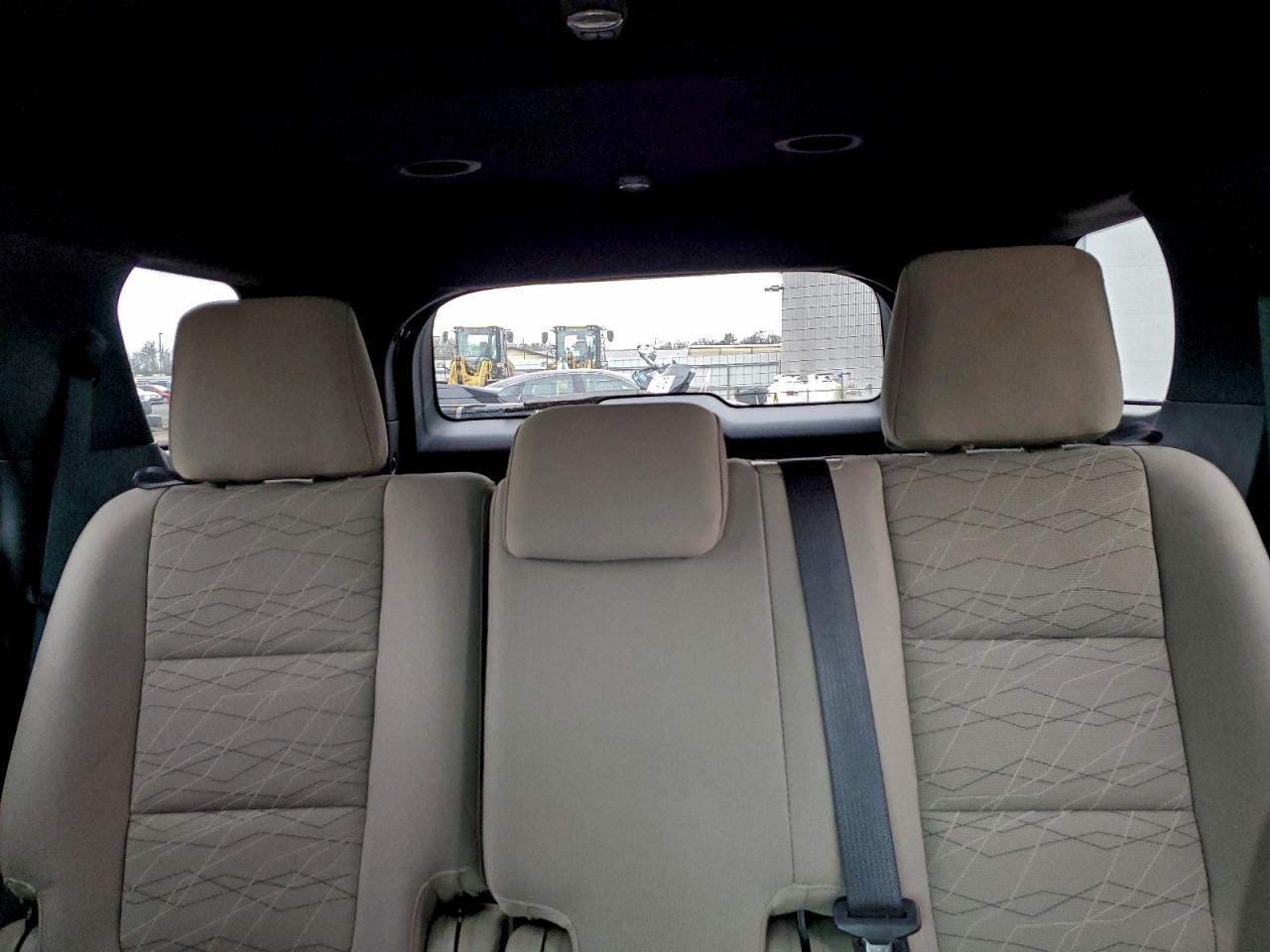 Ford Explorer Image 8