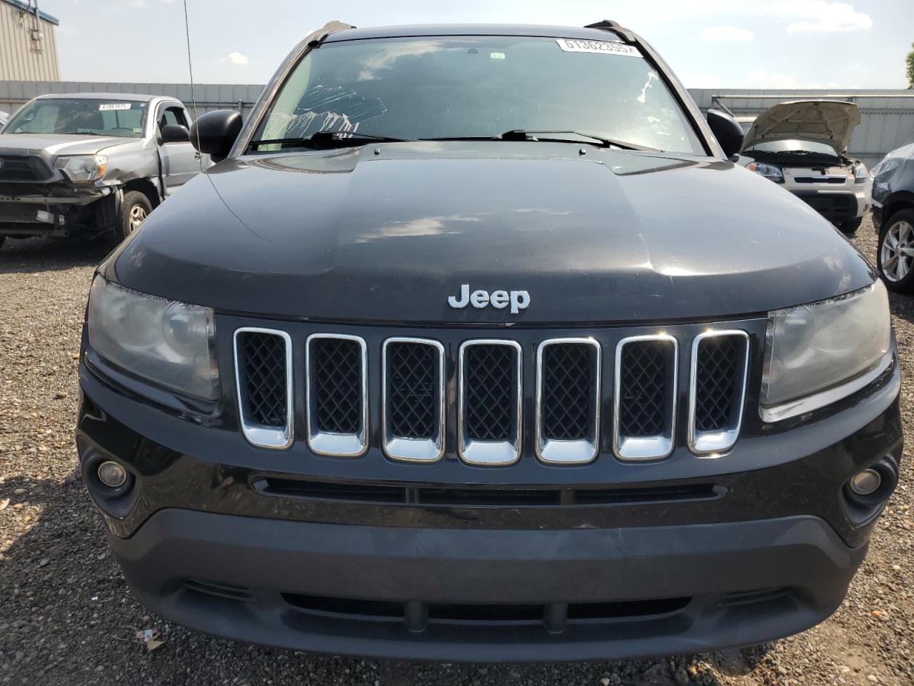Jeep Compass Sport Image 2