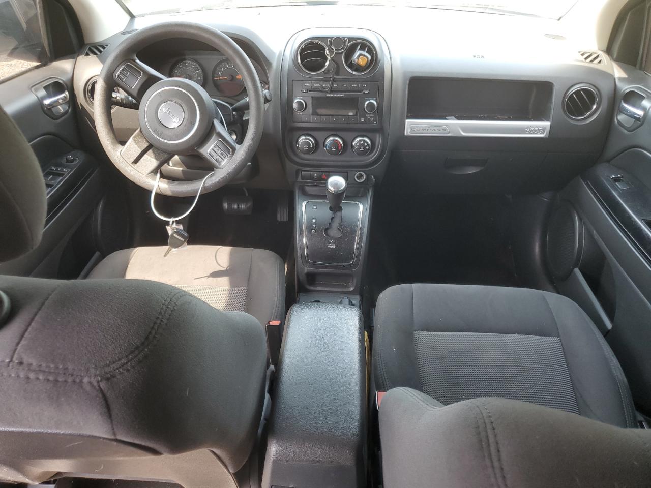 Jeep Compass Sport Image 13