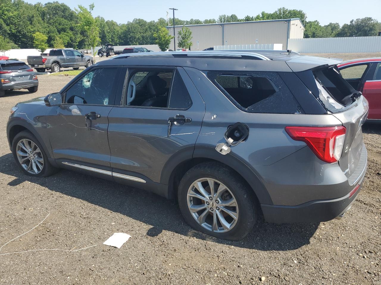 Ford Explorer Limited Image 12