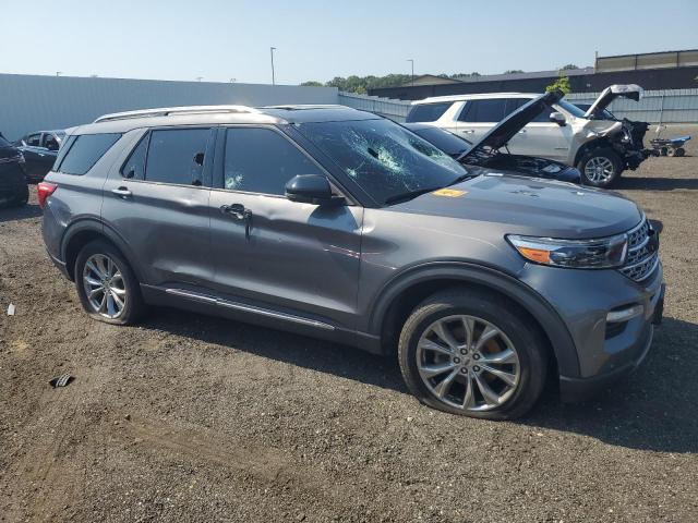 Ford Explorer Limited Image 5