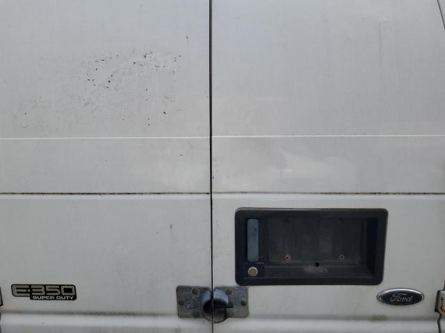 Ford Econoline E350 Super Duty Van Image 10