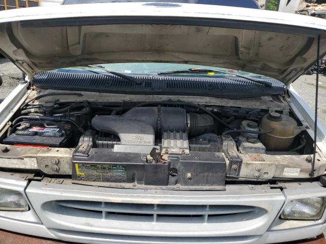 Ford Econoline E350 Super Duty Van Image 11