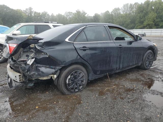 Toyota Camry Le Image 8