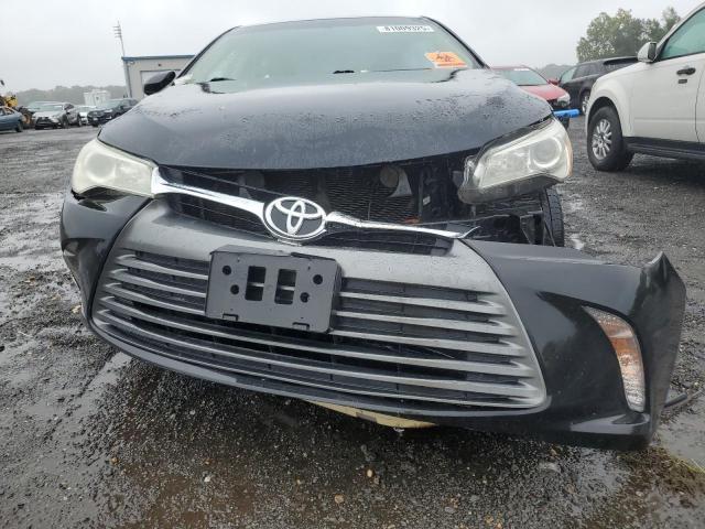 Toyota Camry Le Image 2