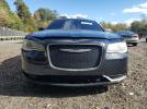 Chrysler 300 Limited Image 3