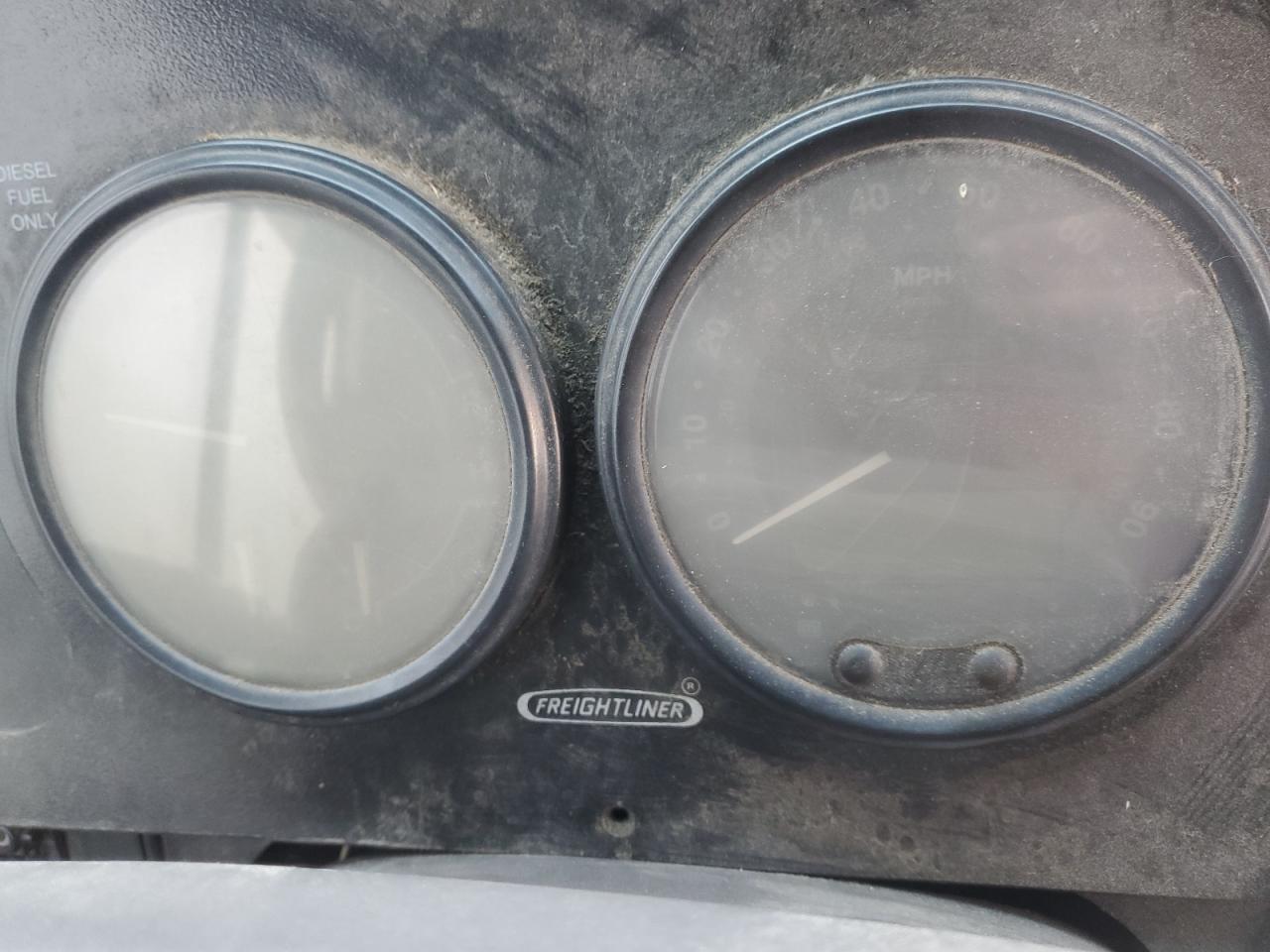 Freightliner Chassis M M Line Walk-in Van Image 2