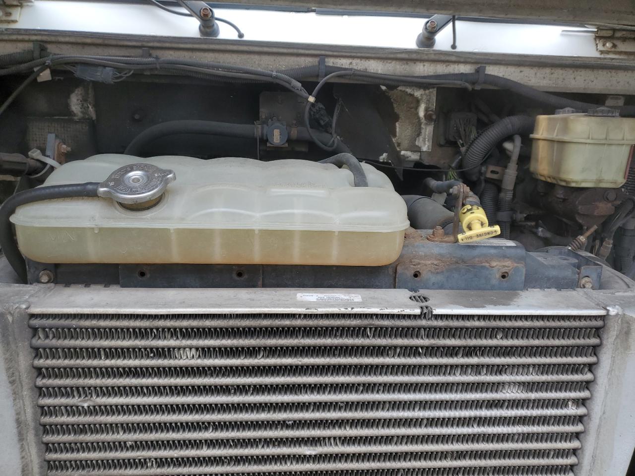 Freightliner Chassis M M Line Walk-in Van Image 4