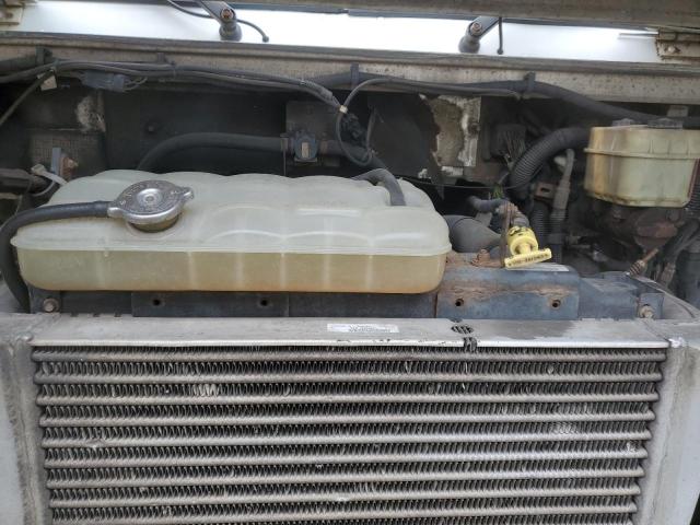 Freightliner Chassis M M Line Walk-in Van Image 4