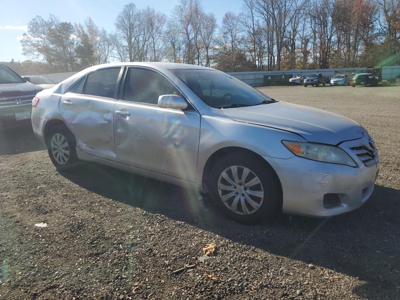 Toyota Camry Base Image 12