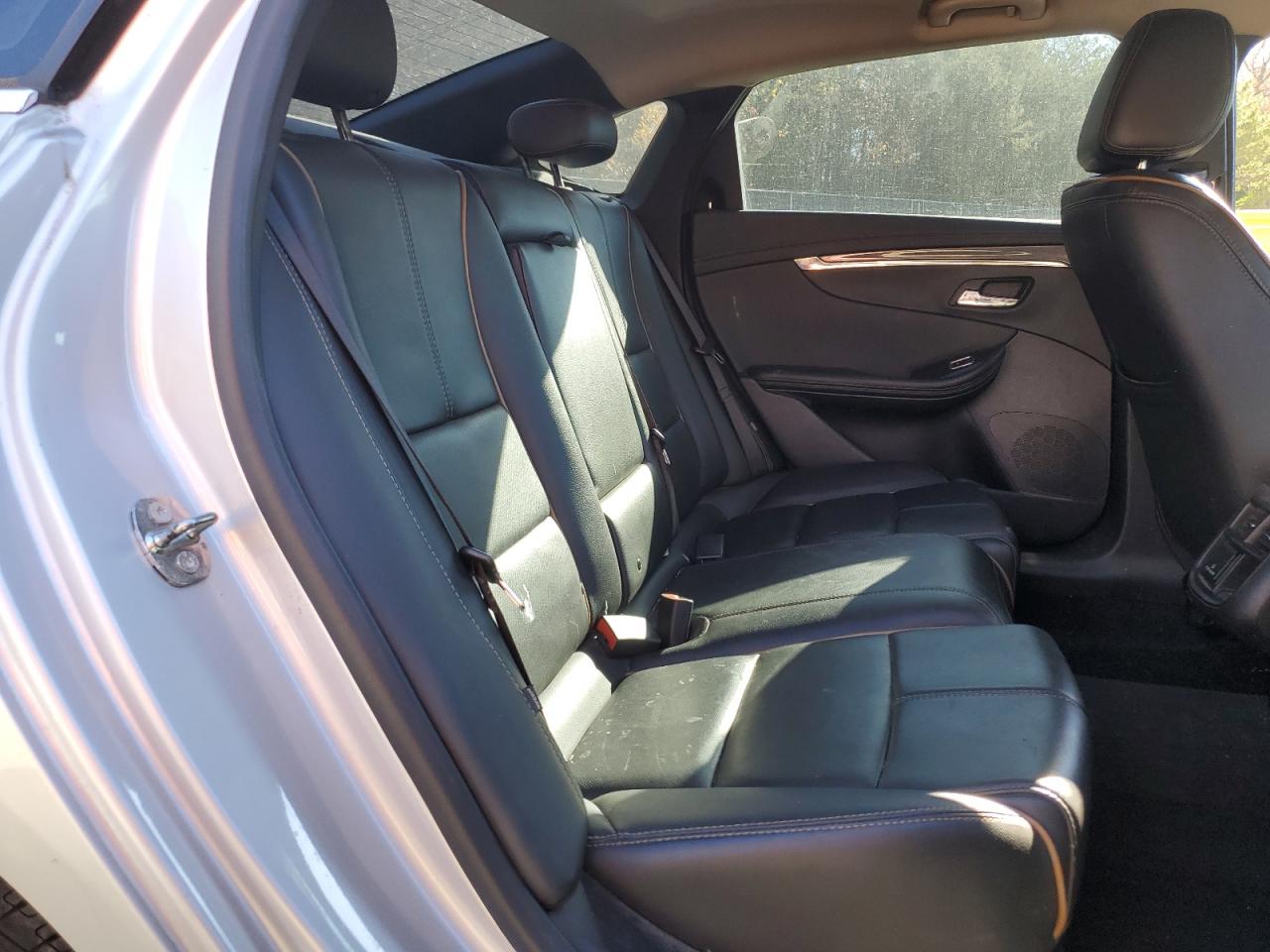 Chevrolet Impala Premier Image 7