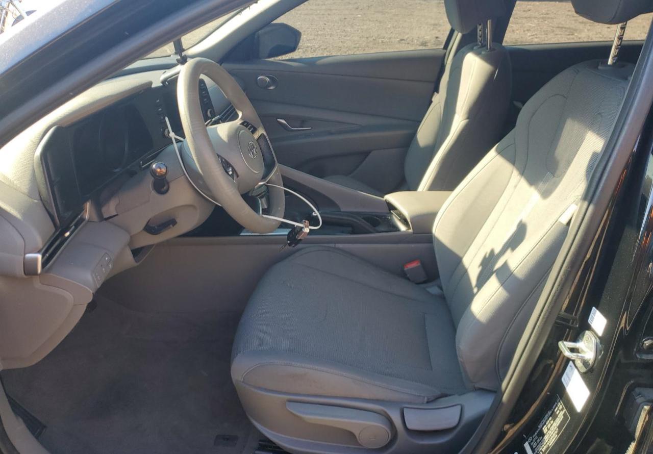 Hyundai ELANTRA Se Image 12