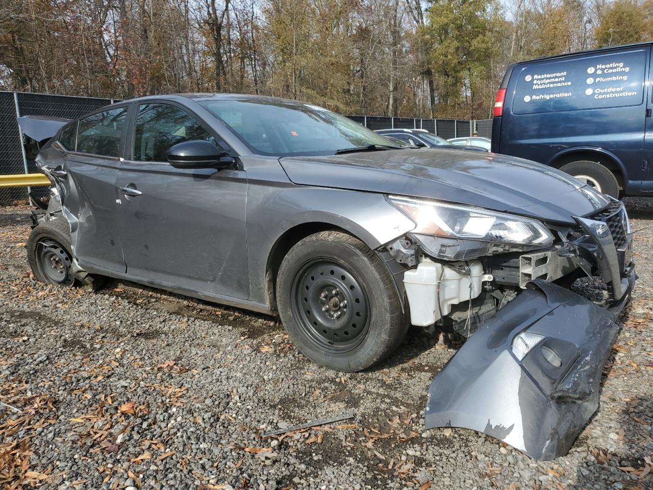 Nissan Altima S Image 8