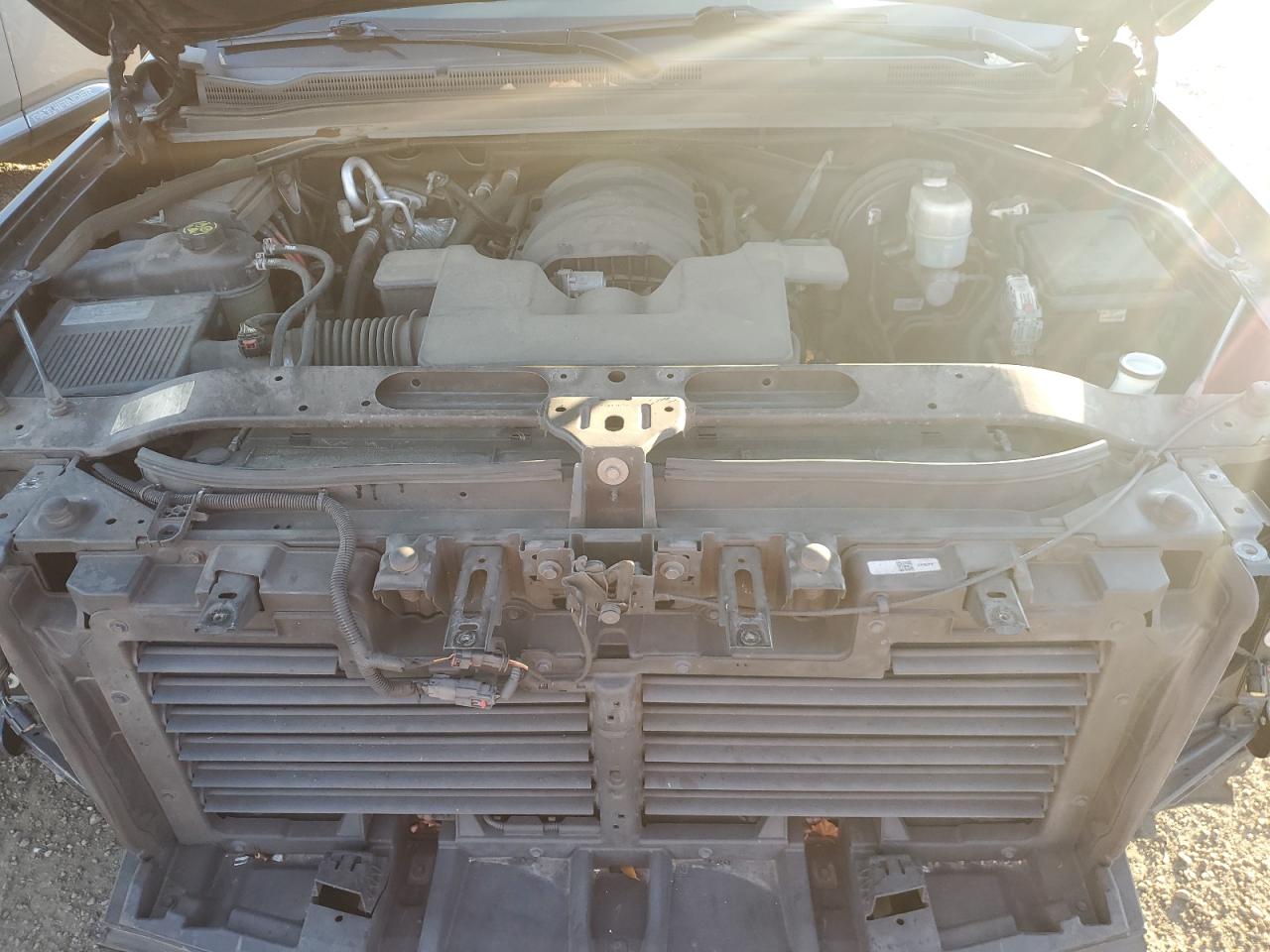 Chevrolet Suburban C1500 Lt Image 12