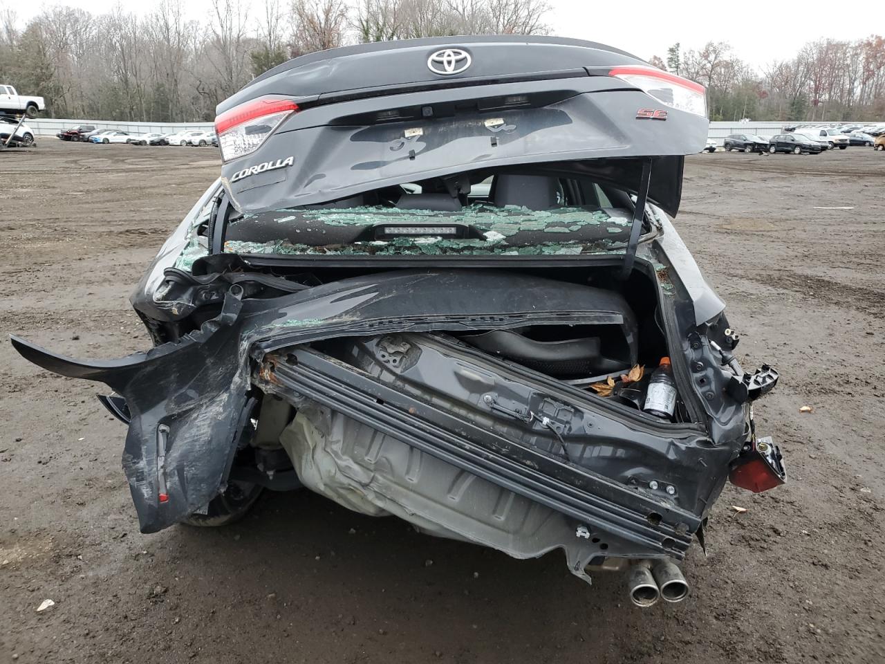 Toyota Corolla Se Image 3