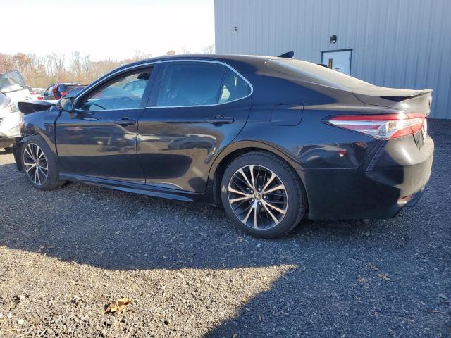 Toyota Camry Se Image 4