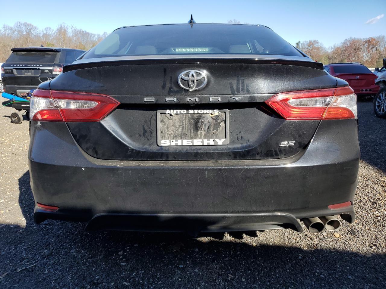 Toyota Camry Se Image 5