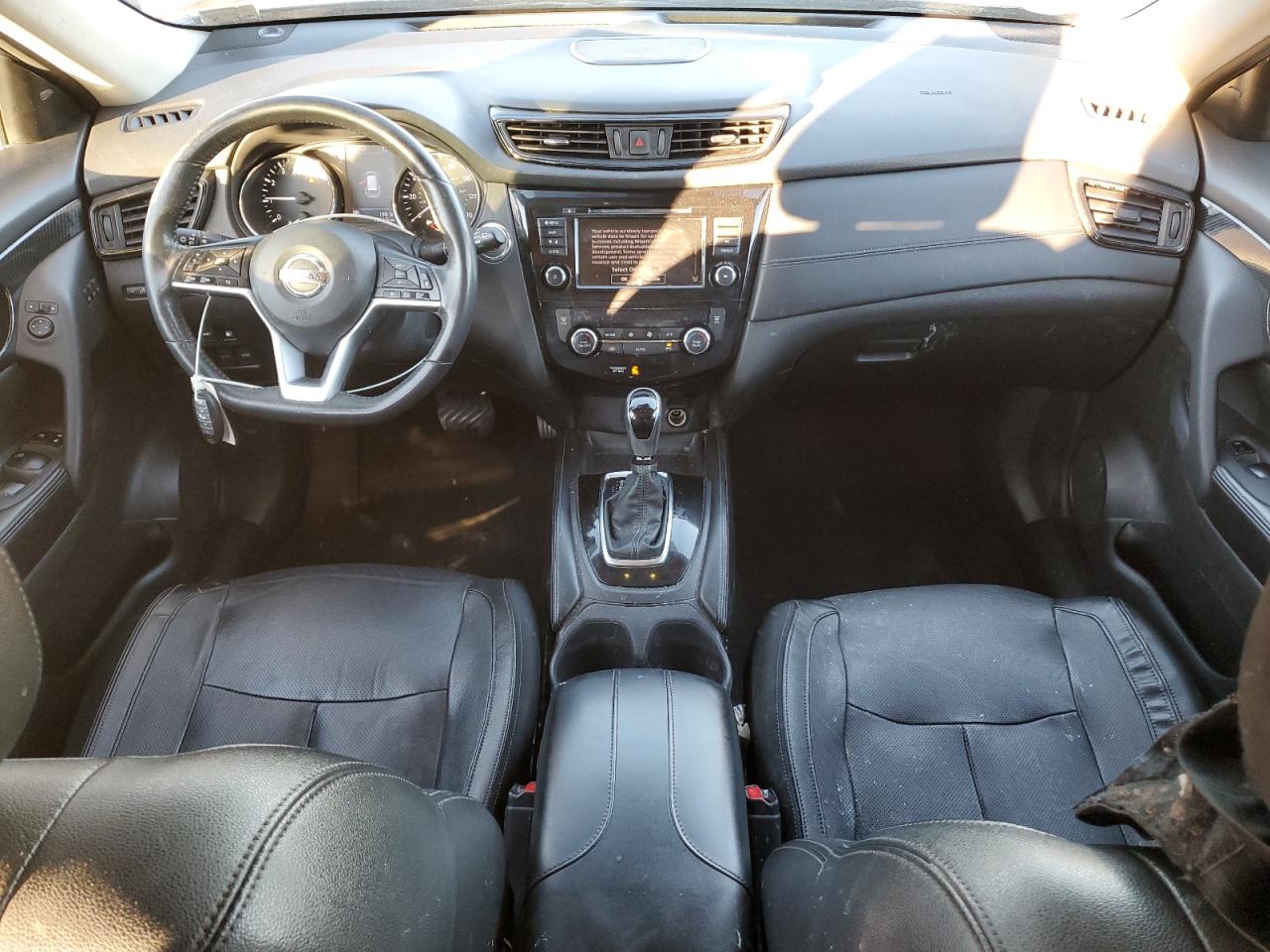 Nissan Rogue S Image 7