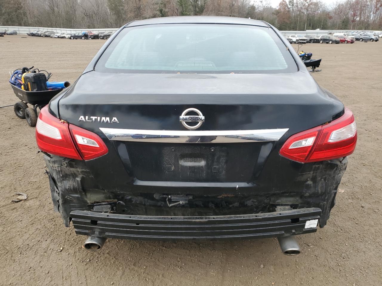 Nissan Altima 2.5 Image 5